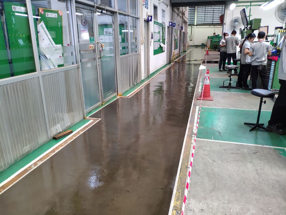 งานซ่อมแซมพื้นโรงงานแตกร่อนด้วย Mortar