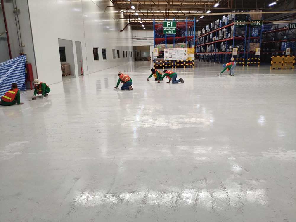 งานเคลือบพื้นอีพ็อกซี่กันลื่น ( Epoxy Non-Slip ) โรงงานจังหวัดระยอง